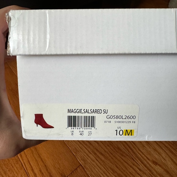 NIB Via Spiga Maggie Suede Ankle Bootie Red Size 10M - Picture 11 of 11